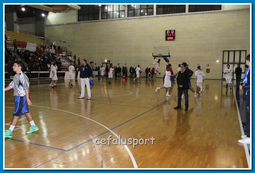 121223 Aquila 035_tn.jpg